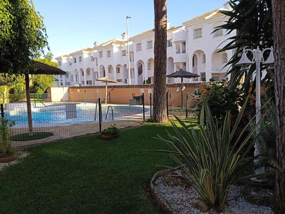 Appartement Apartamento La Caracola à Chiclana de la Frontera Extérieur photo